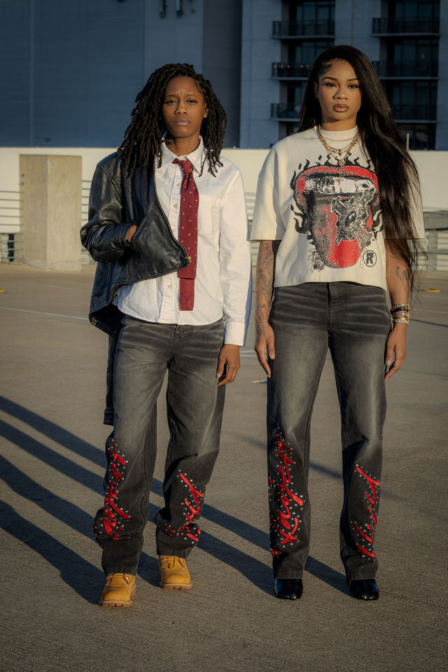 VIVID LAYERS Signature Denim